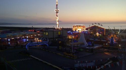 36304-knightlys-fun-parks-conwy-02